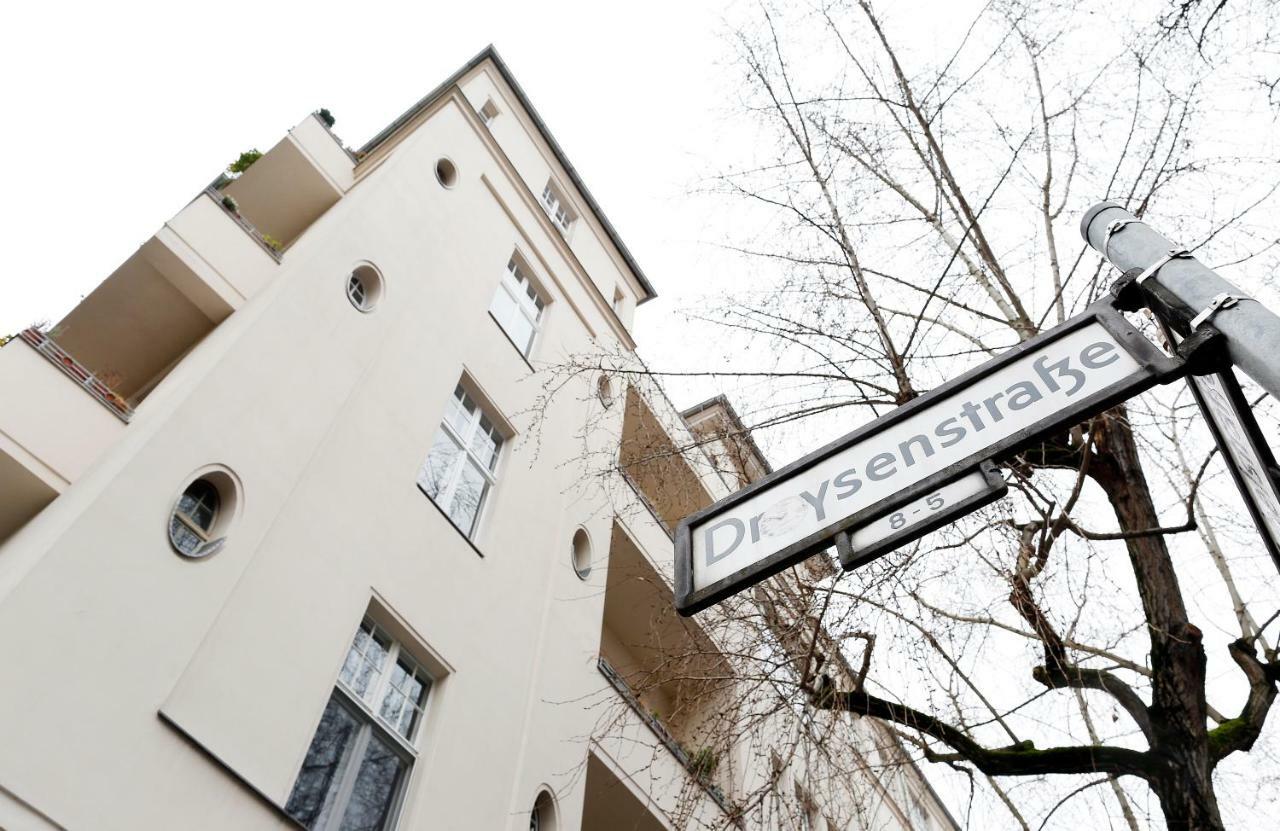 Droy By Rockchair Apartments L Superhost Status L 2 Bedroom Boxspringbeds Next To Center "Kurfuerstendamm" - Cozy Family & Business Flair Welcomes You! Berlin Eksteriør bilde